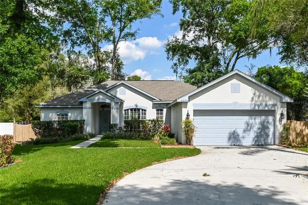 2221 Mountain Meadow Way, VALRICO