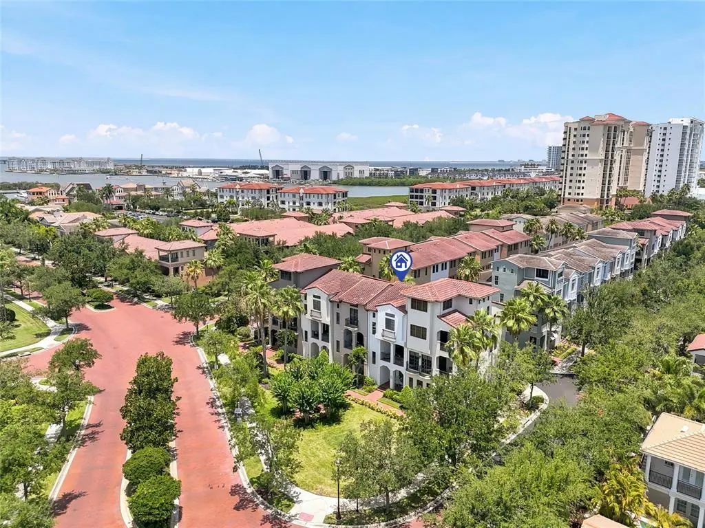 4815 Yacht Club Drive 102, TAMPA