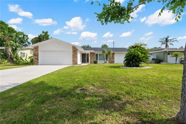 1720 Patlin Circle N, LARGO