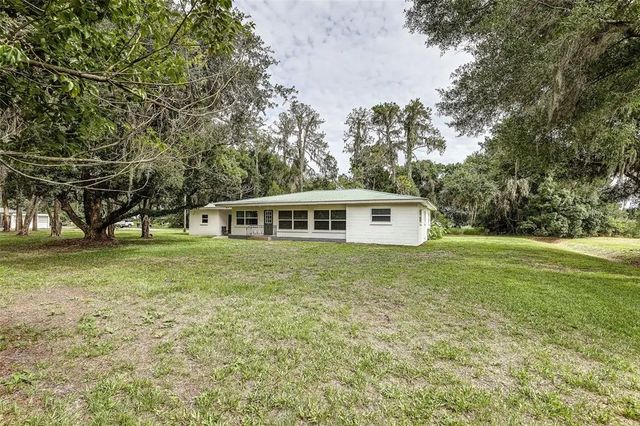 5256 Knights Station Road, LAKELAND