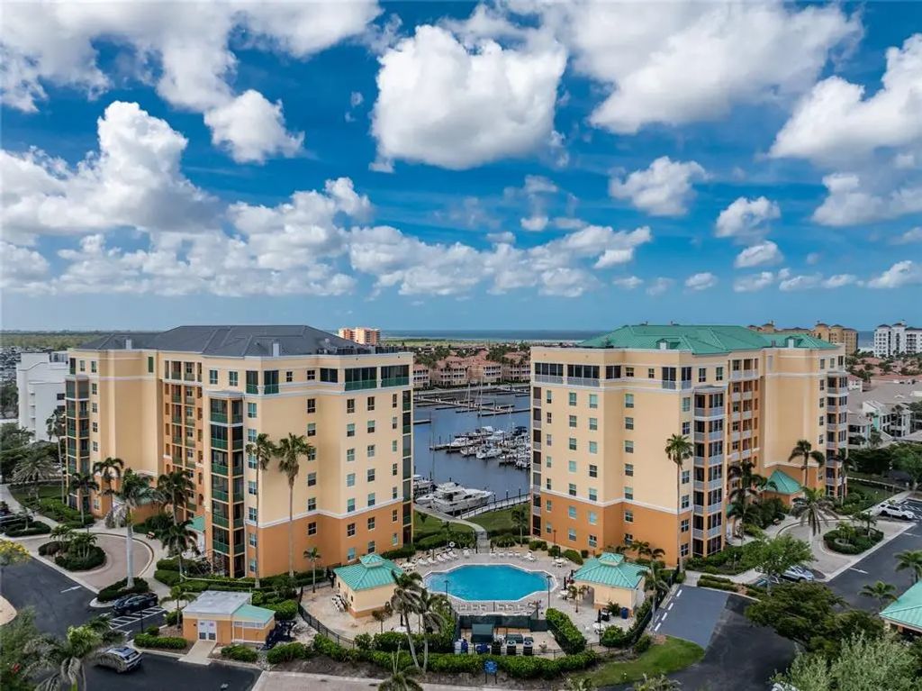 2060 Matecumbe Key Road 2104, PUNTA GORDA