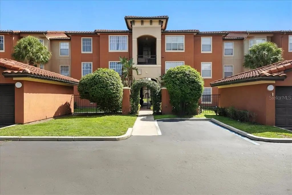 5560 Metrowest Boulevard 108, ORLANDO