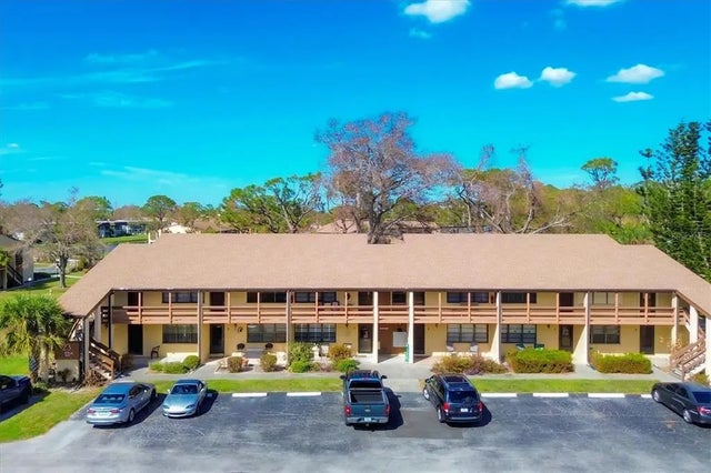 23 Quails Run Boulevard 2, ENGLEWOOD