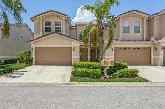 10426 La Mirage Court, TAMPA