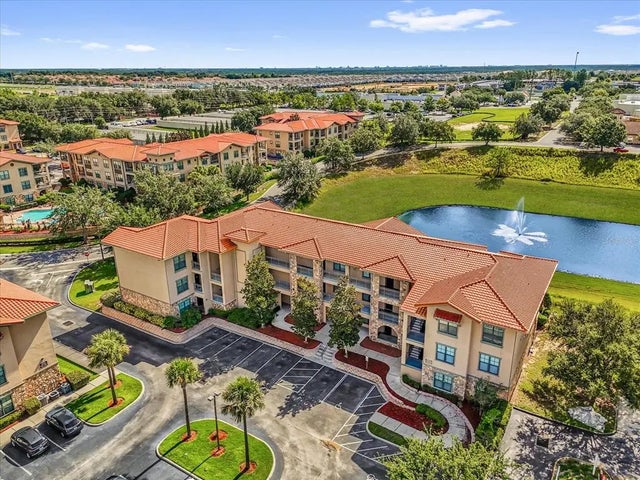 914 Charo Parkway 132, DAVENPORT