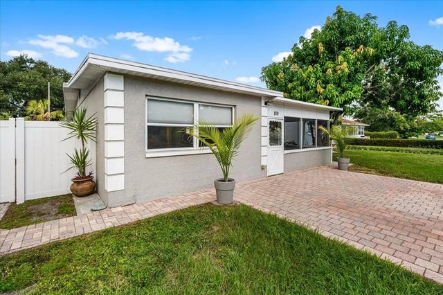819 Southwest Boulevard N, ST PETERSBURG