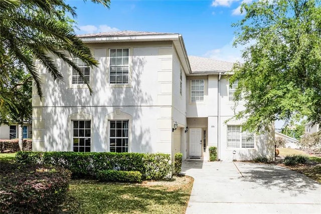 326 Mcfee Dr, DAVENPORT