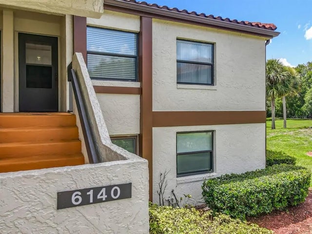6140 Burnside Circle 204, ORLANDO