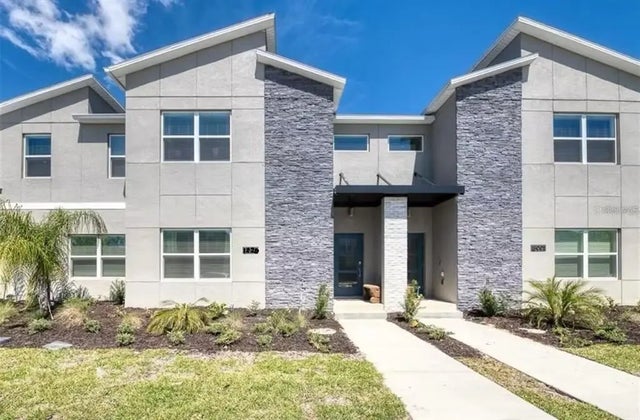 1228 Challenge Drive, DAVENPORT