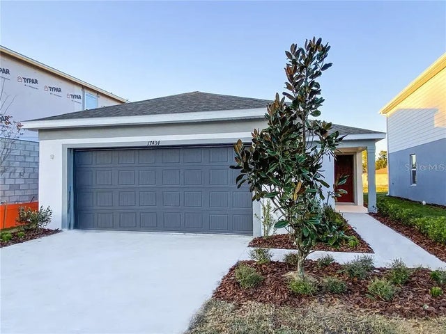 17434 Million Lakes Court, CLERMONT
