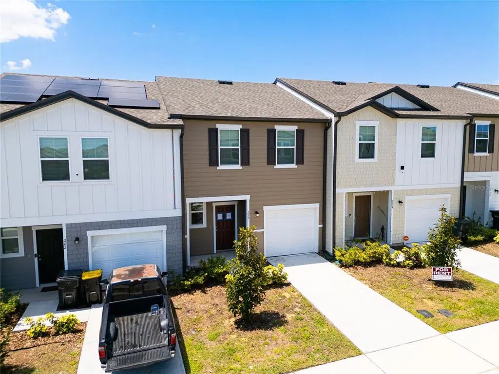 373 Madison Drive, DAVENPORT