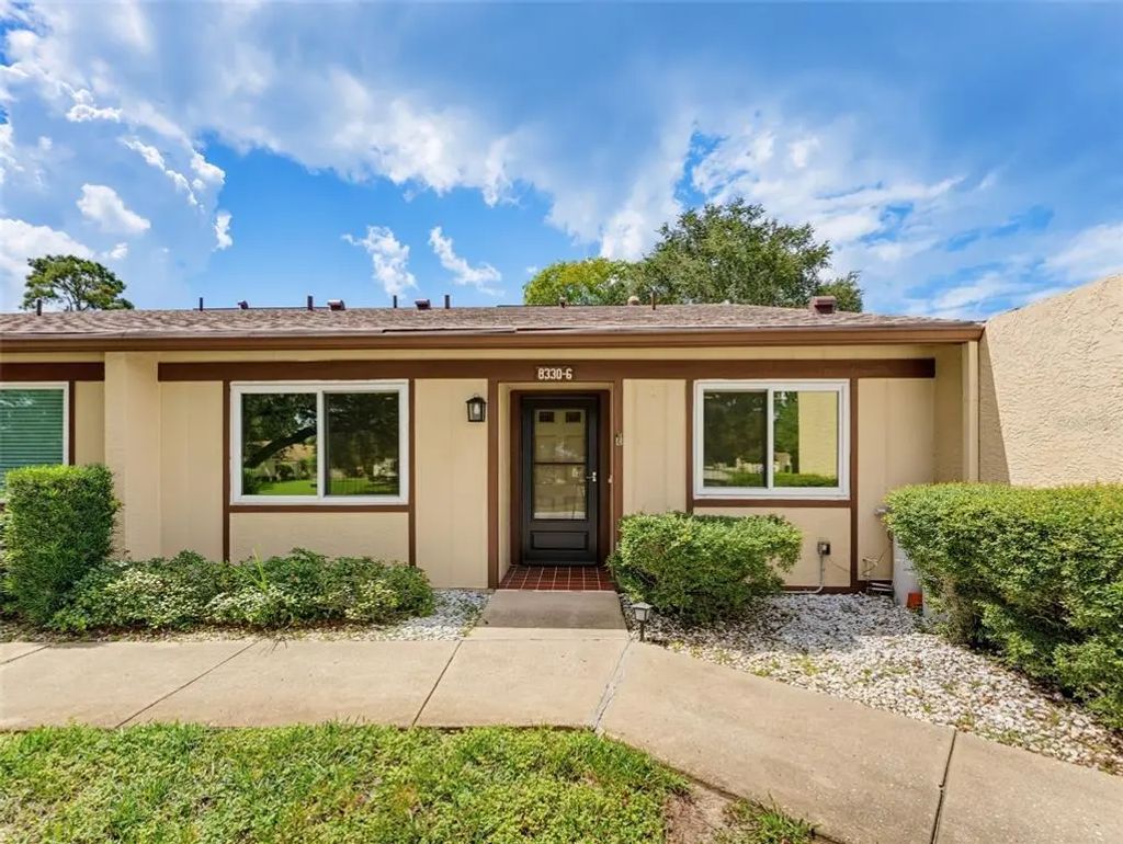 8330 High Point Circle 6, PORT RICHEY