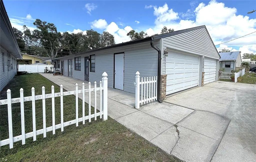 1231 Illinois Avenue 1, PALM HARBOR