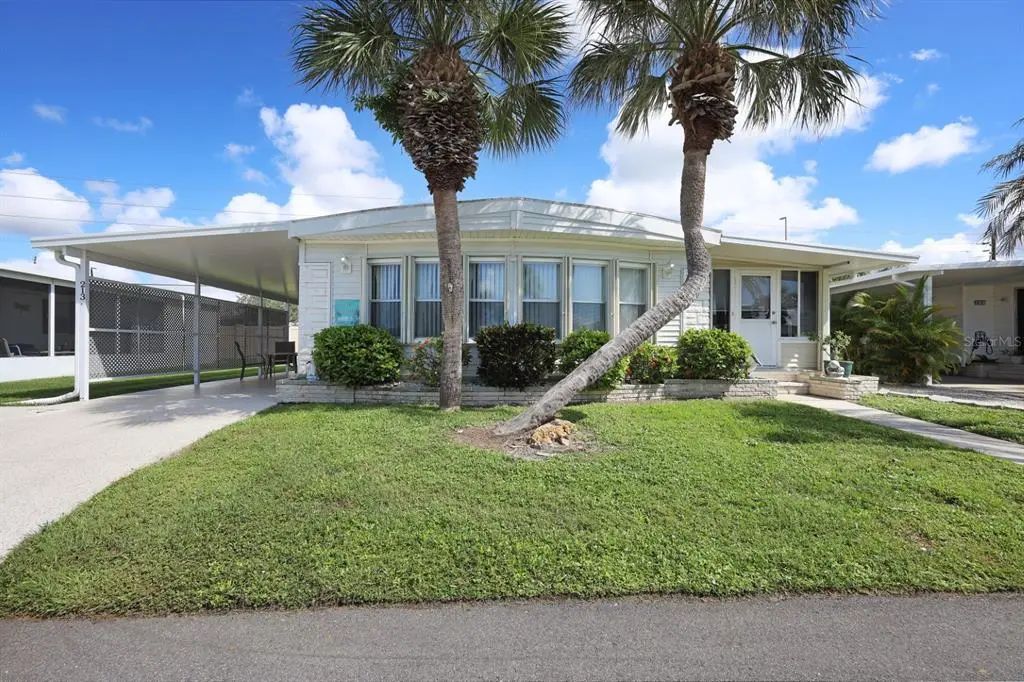 2100 Kings Highway 213, PORT CHARLOTTE