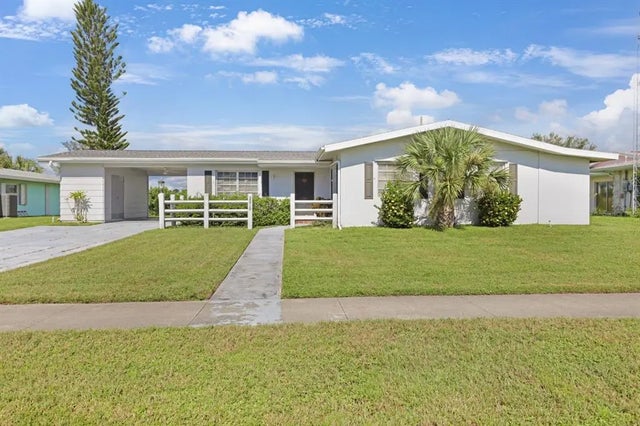 2219 Beacon Drive, PORT CHARLOTTE