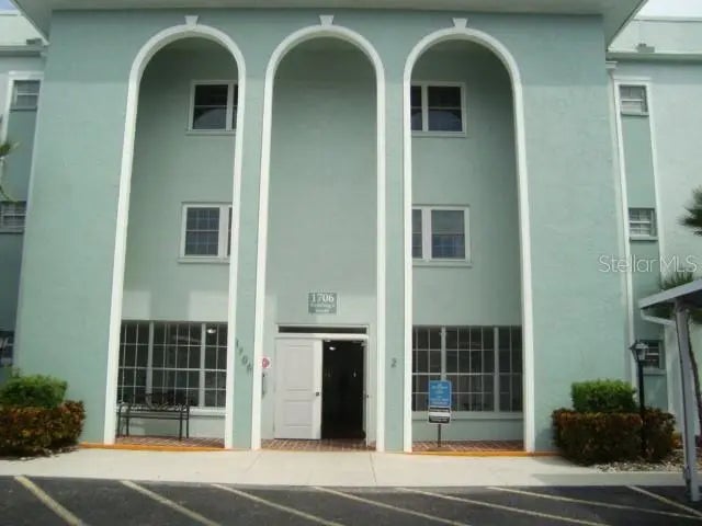 1706 Belleair Forest Drive 340, BELLEAIR
