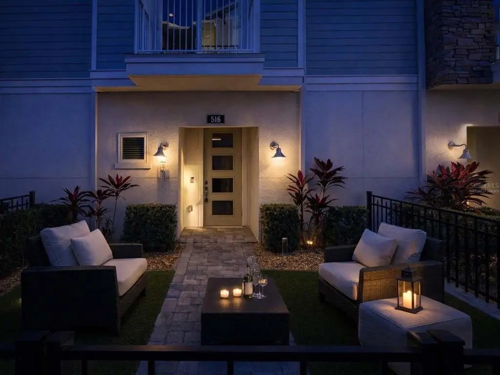 516 Laurel Park Drive, SARASOTA