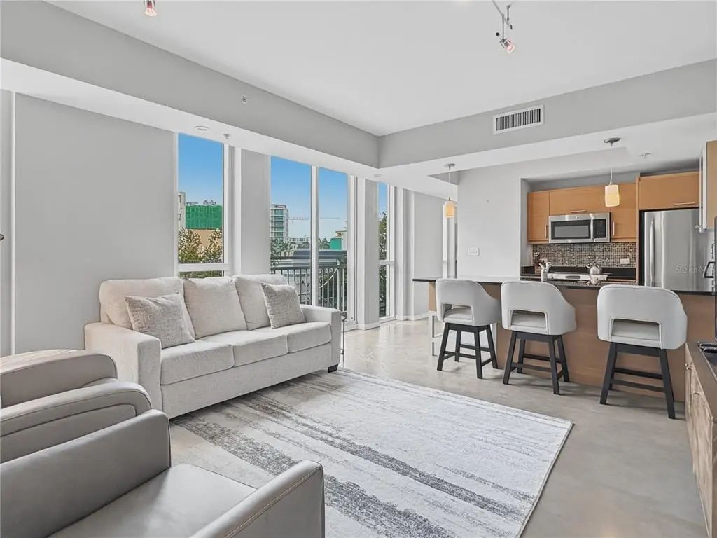1350 Main Street 302, SARASOTA