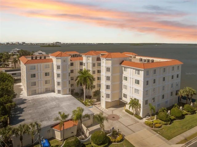 1860 N Fort Harrison Avenue 106, CLEARWATER