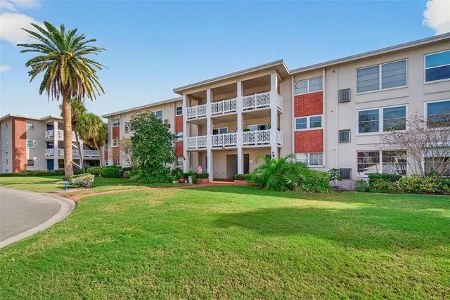 3125 36th Street N 303, ST PETERSBURG