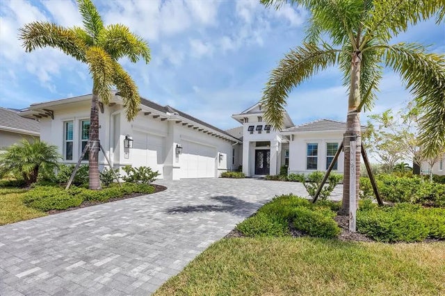 8368 Sea Glass Court, SARASOTA