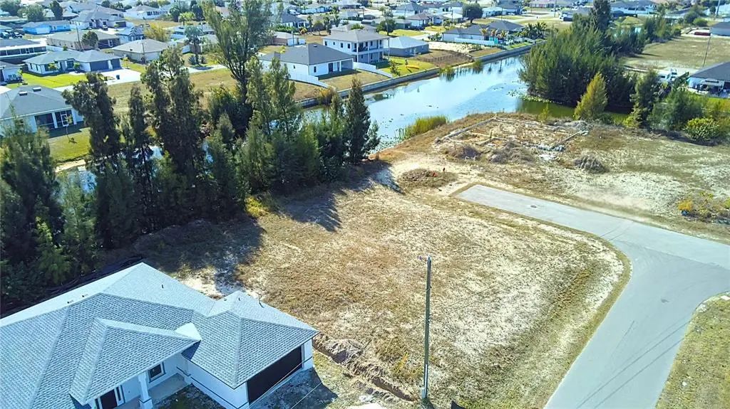 122 Ne 9th Street, CAPE CORAL