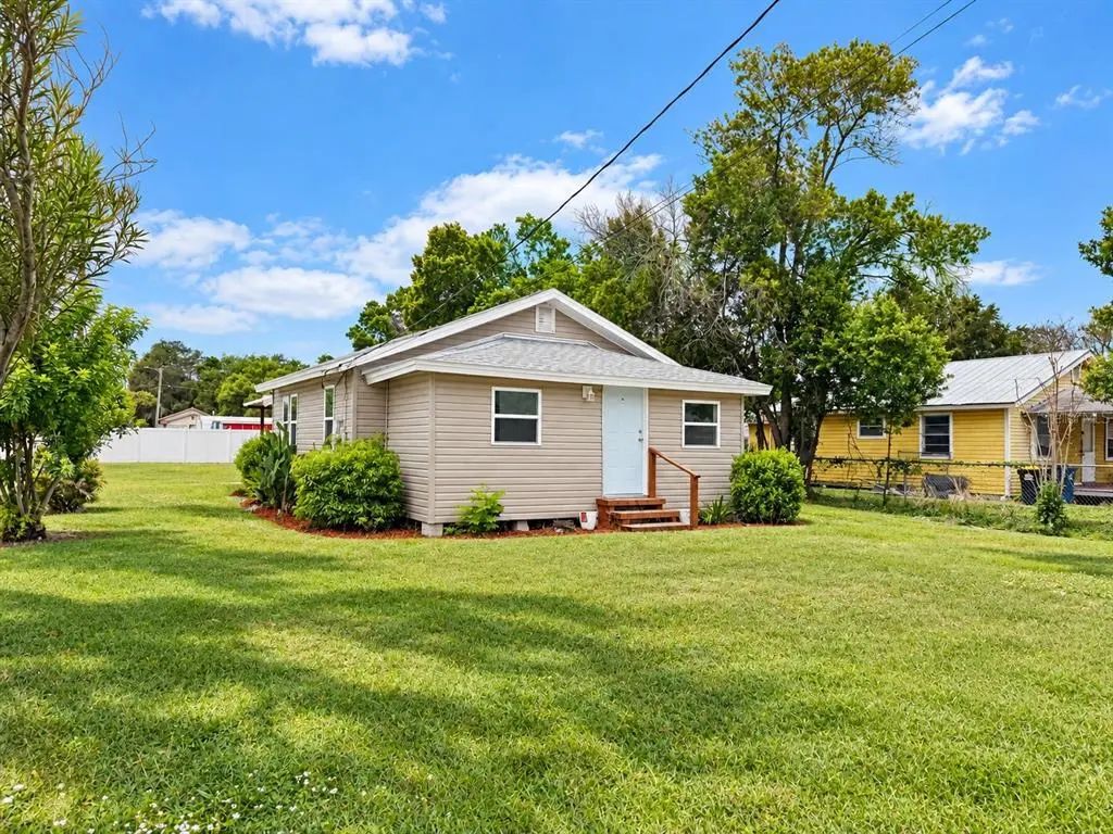 620 Oak Street, AUBURNDALE