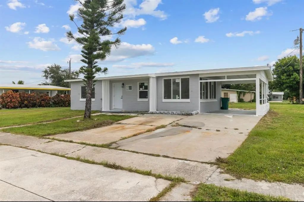 2352 Ednor Street, PORT CHARLOTTE