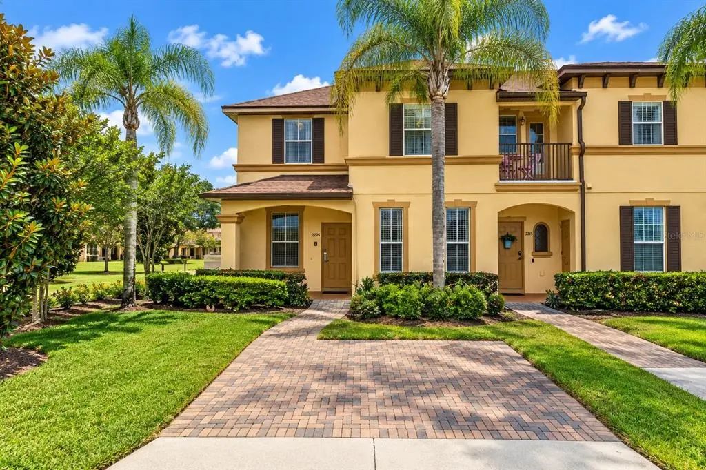 2205 Calabria Avenue, DAVENPORT
