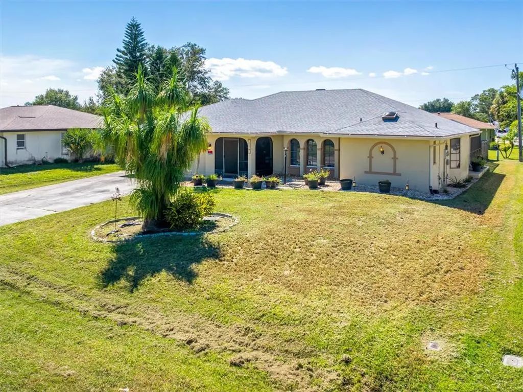 1179 Talbot Street, PORT CHARLOTTE