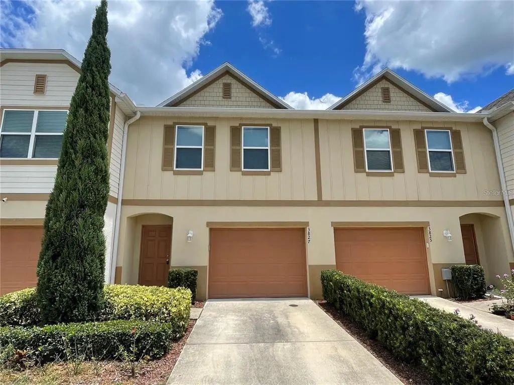 3827 Strafford Place, LAKELAND