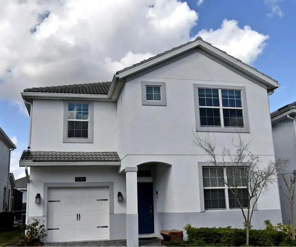 1585 Mulligan Boulevard, DAVENPORT