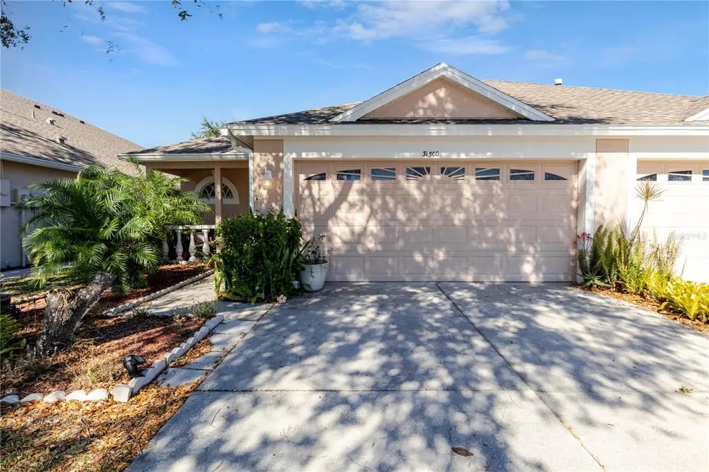 31500 Shaker Circle, WESLEY CHAPEL