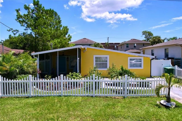 7110 S Mascotte Street, TAMPA