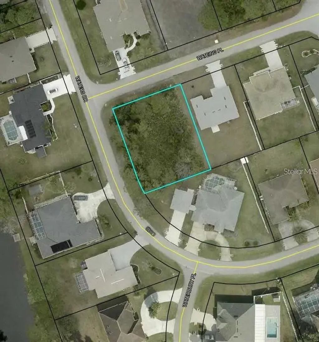2 Wateing Place, PALM COAST
