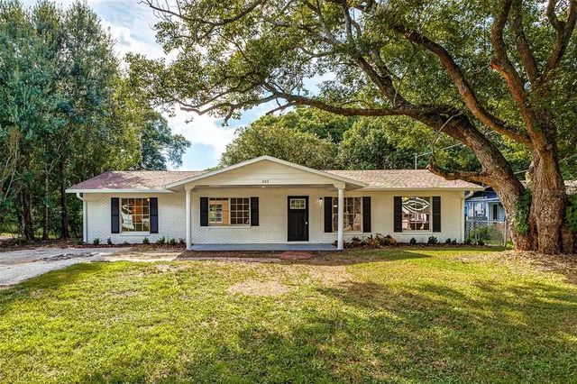 203 Woodland Trail, AUBURNDALE