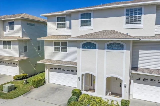 8183 Eagles Park Drive N, ST PETERSBURG