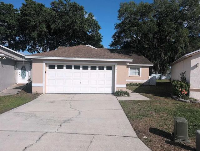 2145 Sandy Hook, LAKELAND
