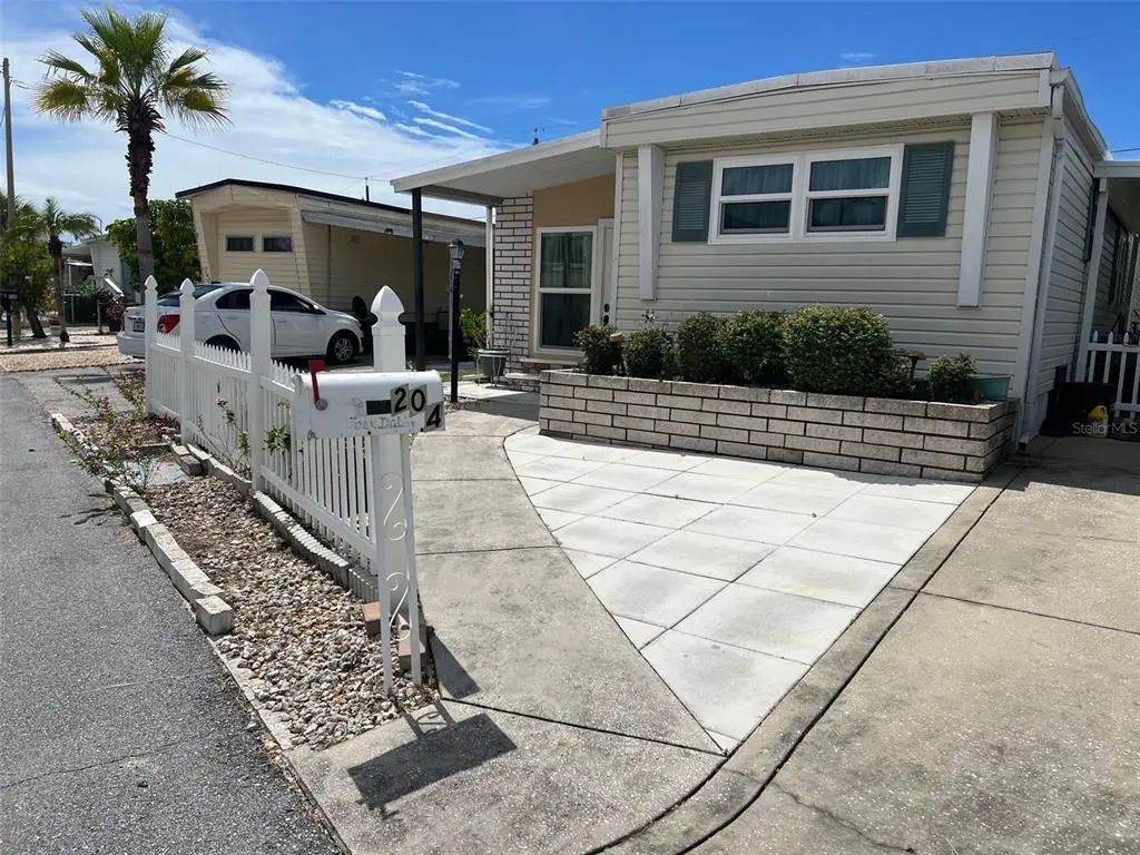 6580 Seminole Boulevard 204, SEMINOLE