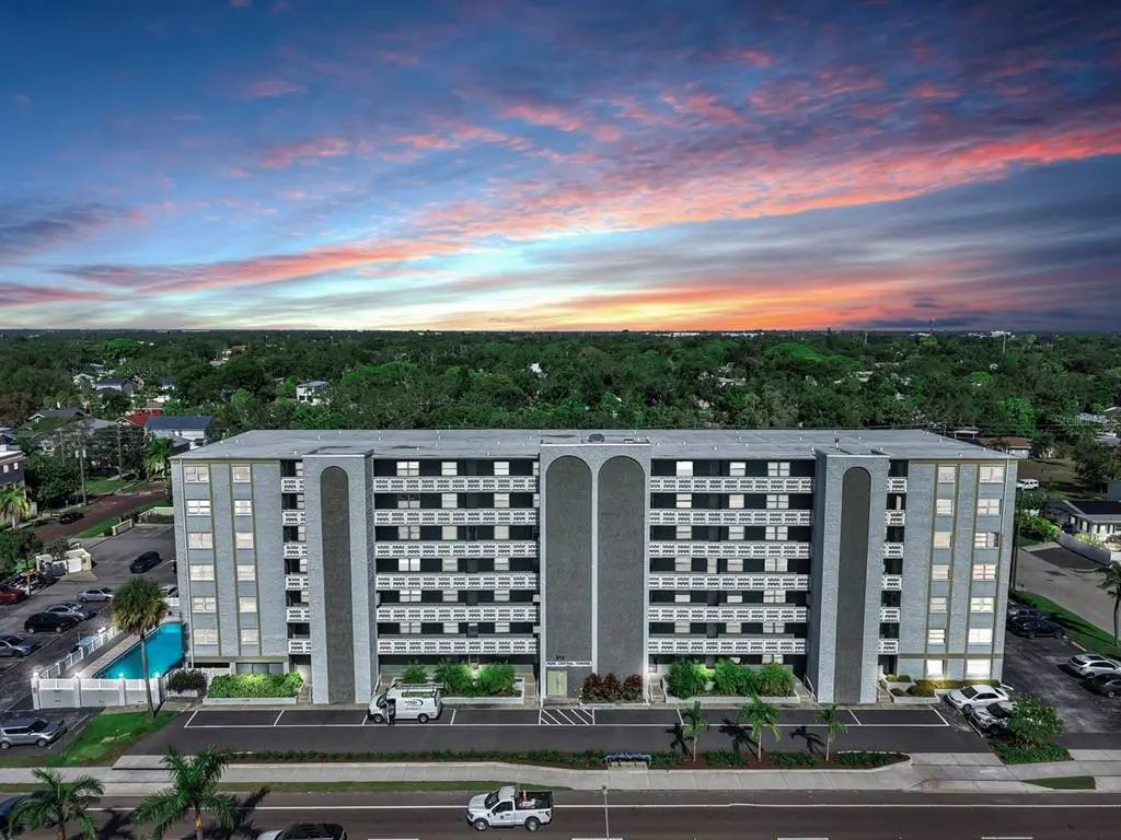 7321 Central Avenue 307, ST. PETERSBURG