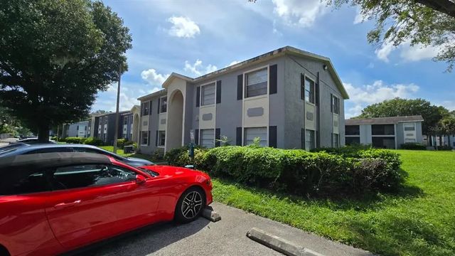 2555 N Alafaya Trail 105, ORLANDO