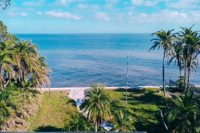 5926 Bahama Shores Drive S, ST PETERSBURG