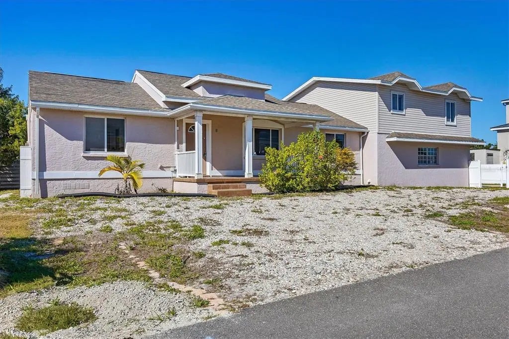 651 Jungle Queen Way, LONGBOAT KEY