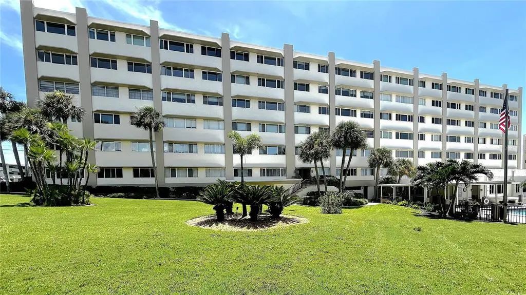 100 Bluff View Drive 211a, BELLEAIR BLUFFS