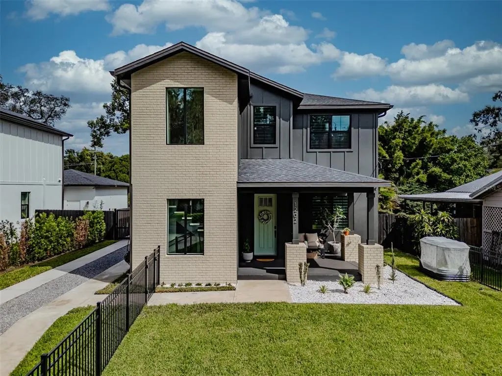 1202 E Jean Street, TAMPA