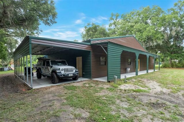 2102 Old Polk City Road, LAKELAND