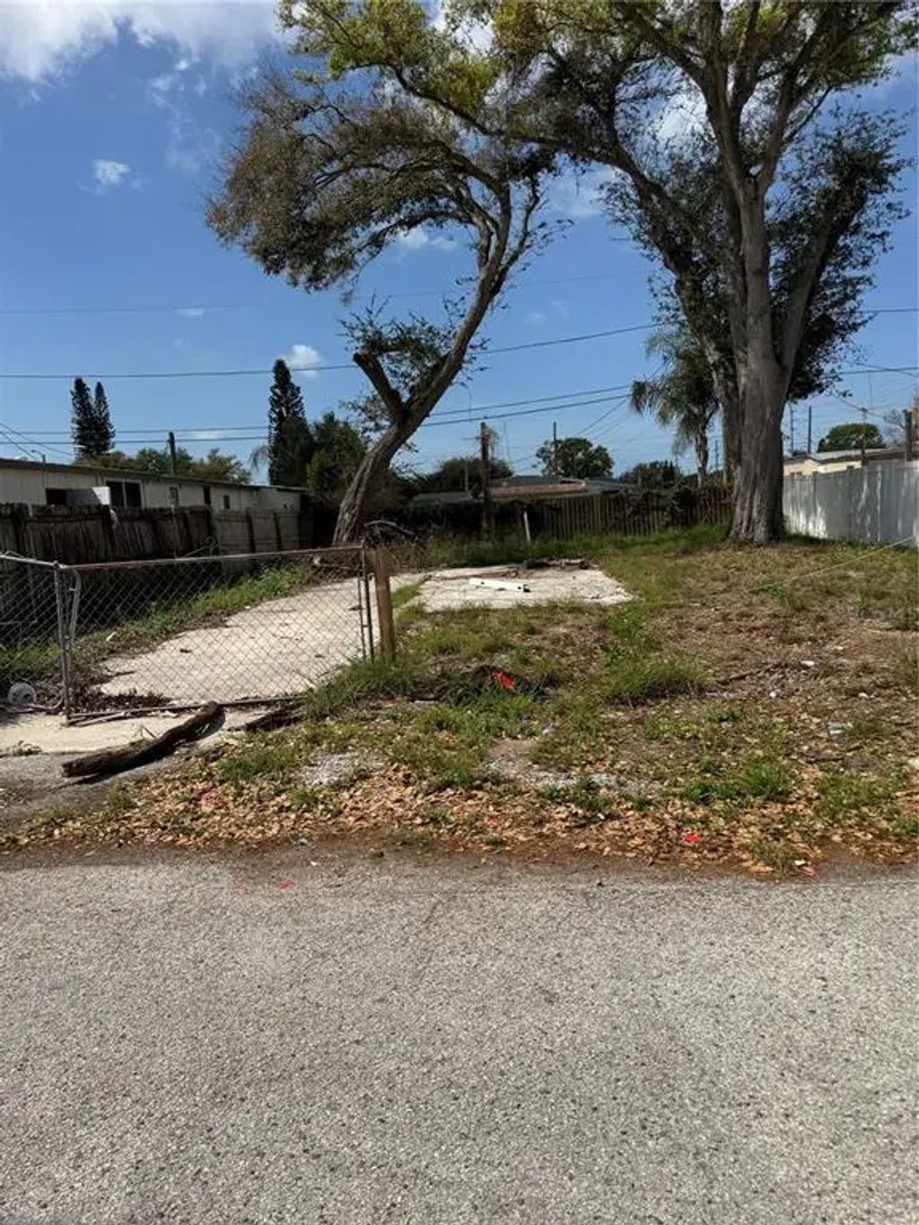 1939 Rally Lane, HOLIDAY