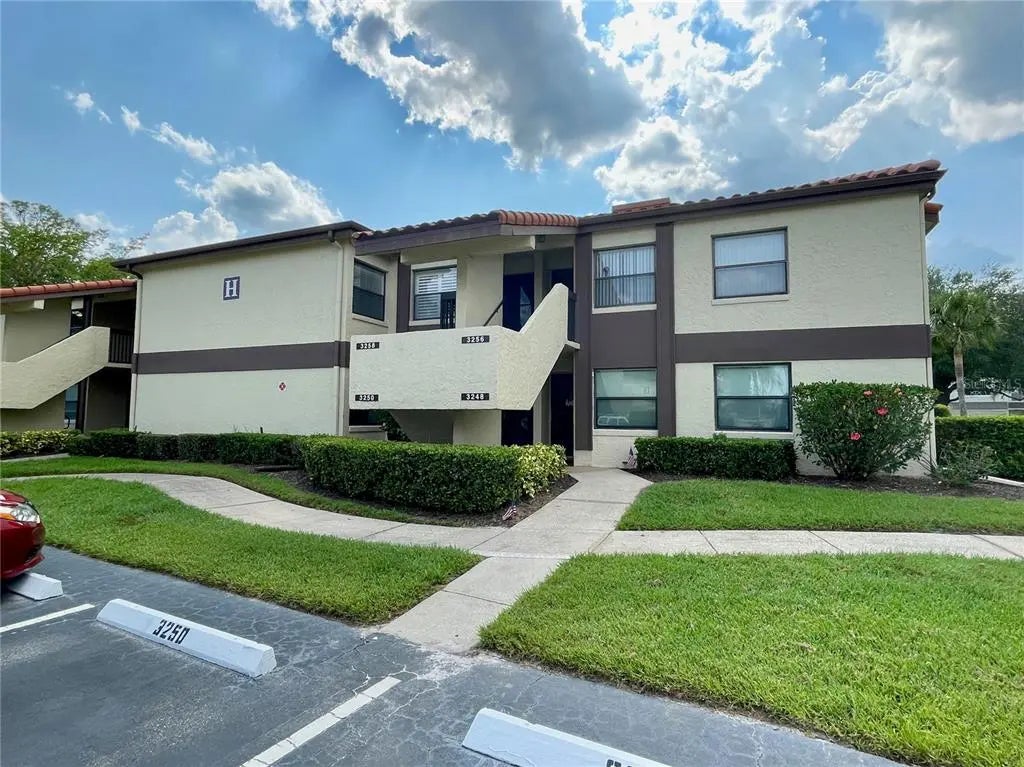 3258 Candle Ridge Drive 203, ORLANDO