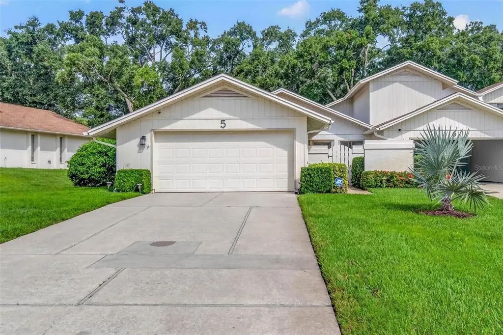 456 Lakeview Drive 5, PALM HARBOR
