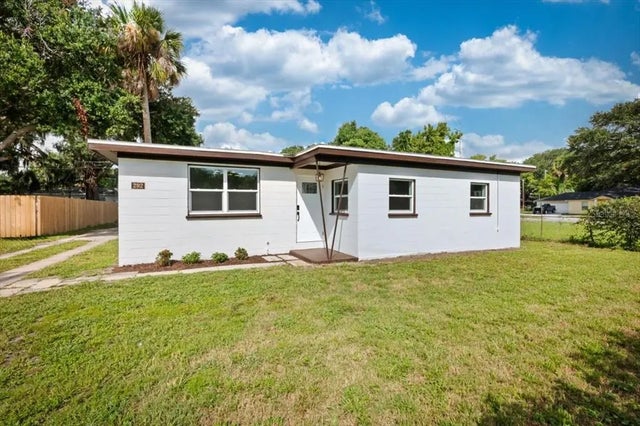 292 N Seneca Street, DAYTONA BEACH